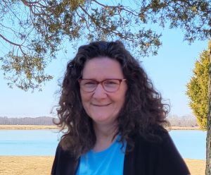 Headshot of author Susan Ray