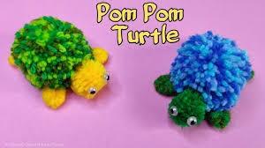 Pom Pom yarn Turtles